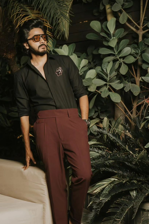 Casse — Black Abstract Embroidered 4-Way Stretch Shirt