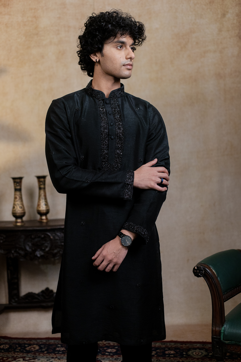 Kajal Phool β Black Floral Embroidered Falling Raw Silk Kurta
