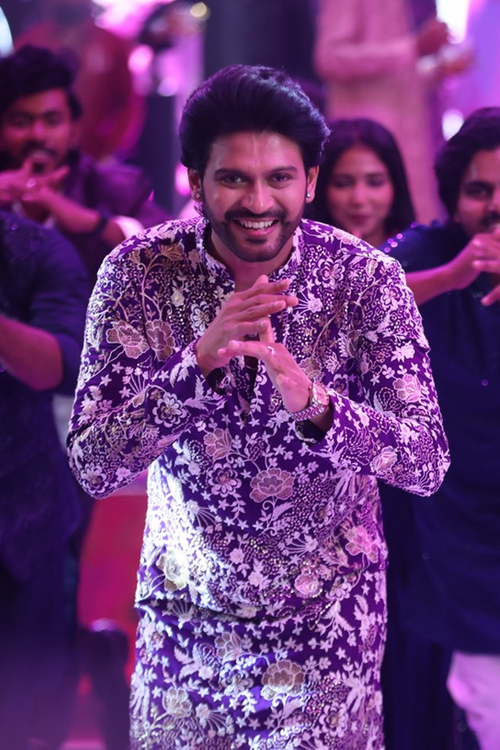 Naveen Polishetty in purple cotton blend Rangam Royal kurta — Anaganaga Oka Raju by HILO DESIGN