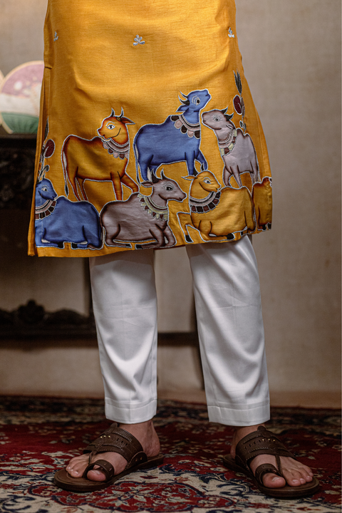 Mural Krishna β Mustard Yellow Krishna Mural Falling Raw Silk Kurta