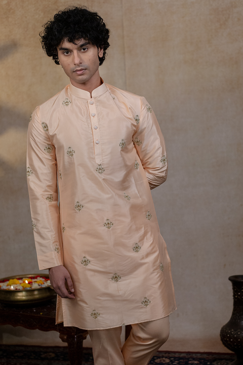 Ananta β Peach Hand Embroidered Semi Pattu Silk Kurta