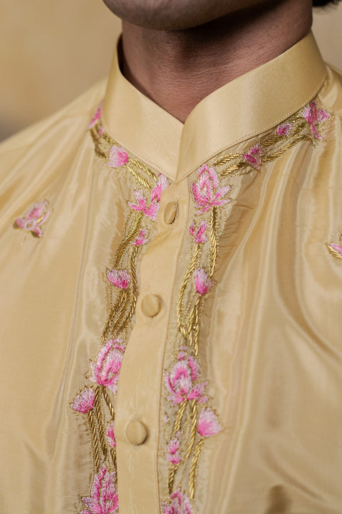 Padmajaal β Yellow Hand Embroidered Semi Pattu Silk Kurta