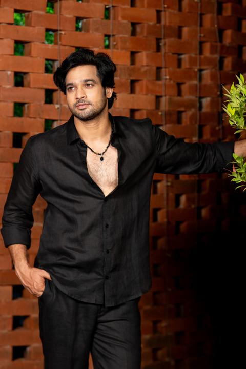Summer Breeze β Black Linen Shirt