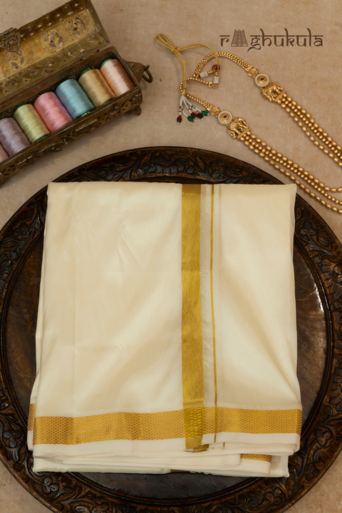 Madhuvarna — Honey Amber Raghukula Pattu Silk Fabric