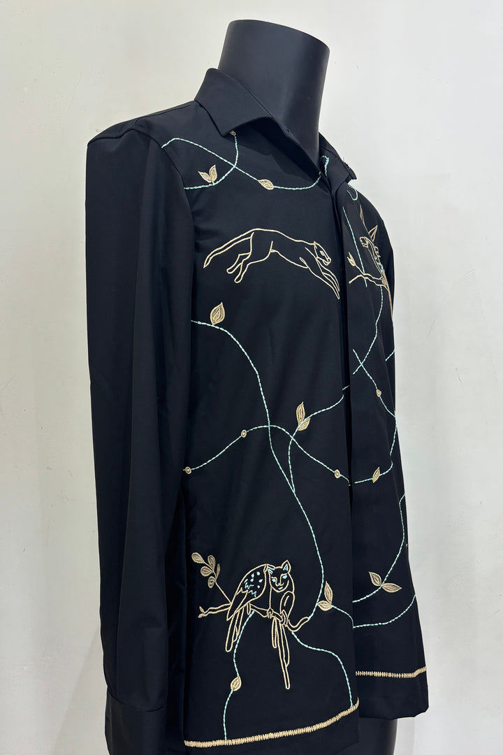 Serein — Black Thread Embroidered 4-Way Stretch Shirt