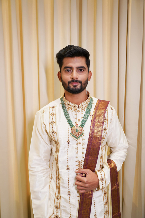 Aabha — White Pink-Thread Zardozi Pattu Kurta Set
