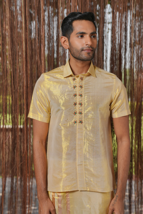 Raziya Kanjivaram — Gold Thread Embroidered Kanjivaram Pattu Silk Kurta & Lungi Set