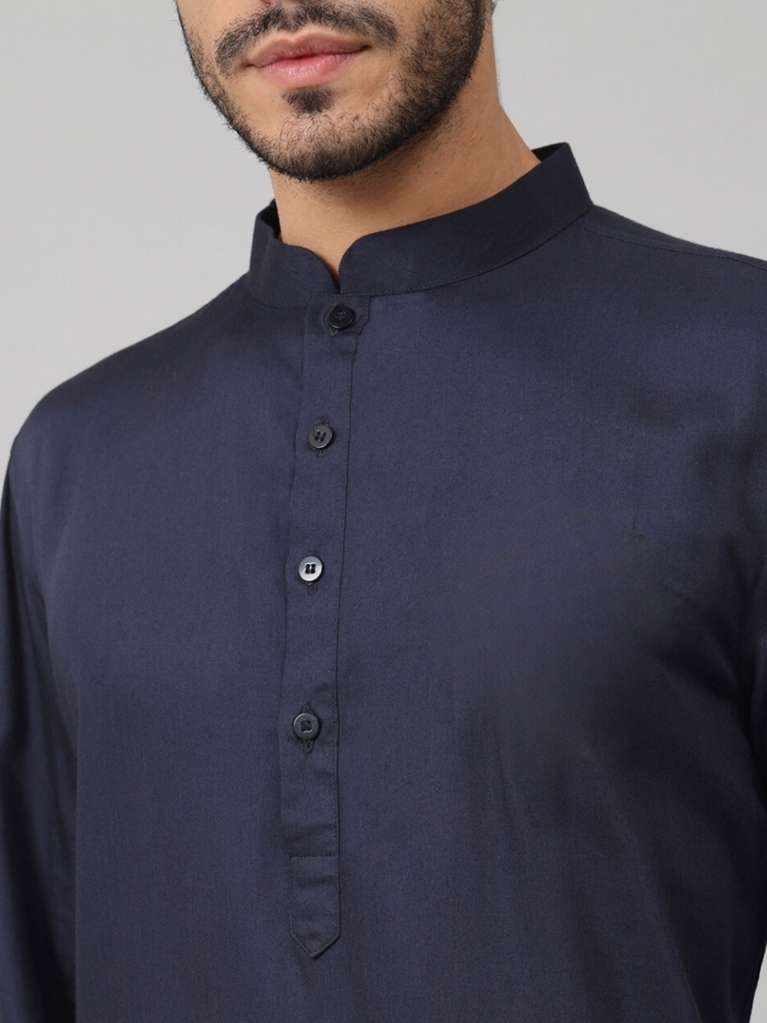 Navy blue solid