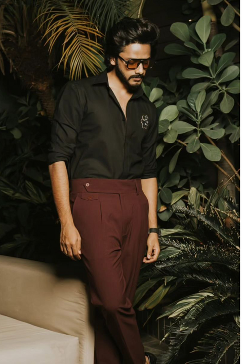 Casse — Black Abstract Embroidered 4-Way Stretch Shirt