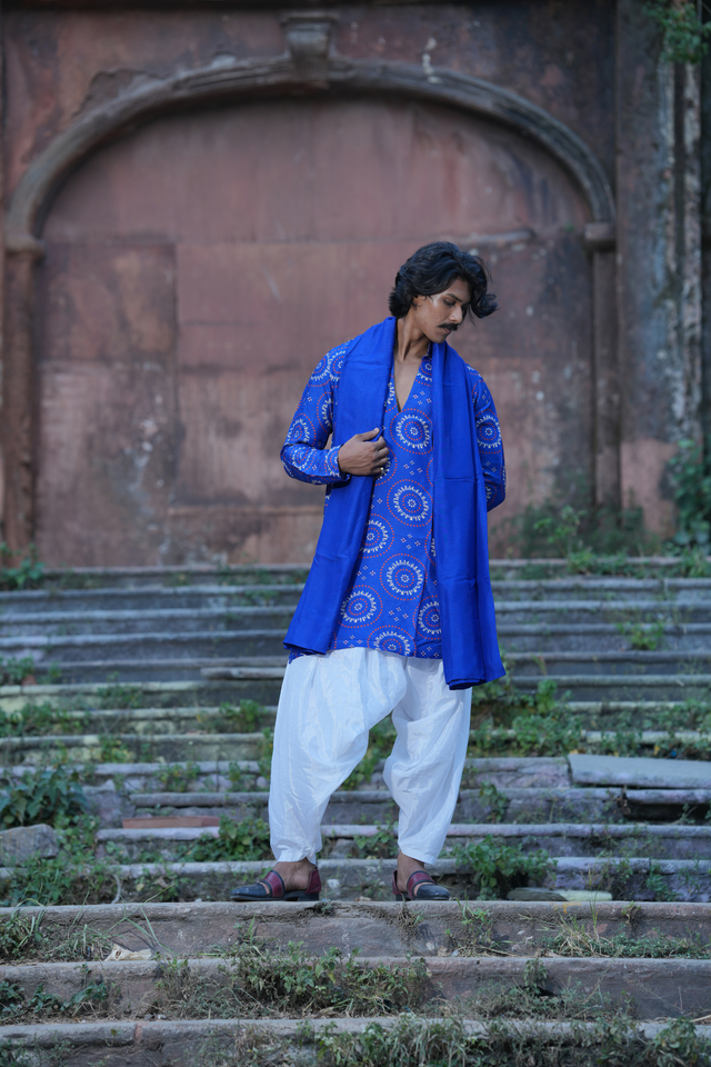 Nabhas — Royal Blue Rajasthani Sunburst Printed Falling Raw Silk Kurta