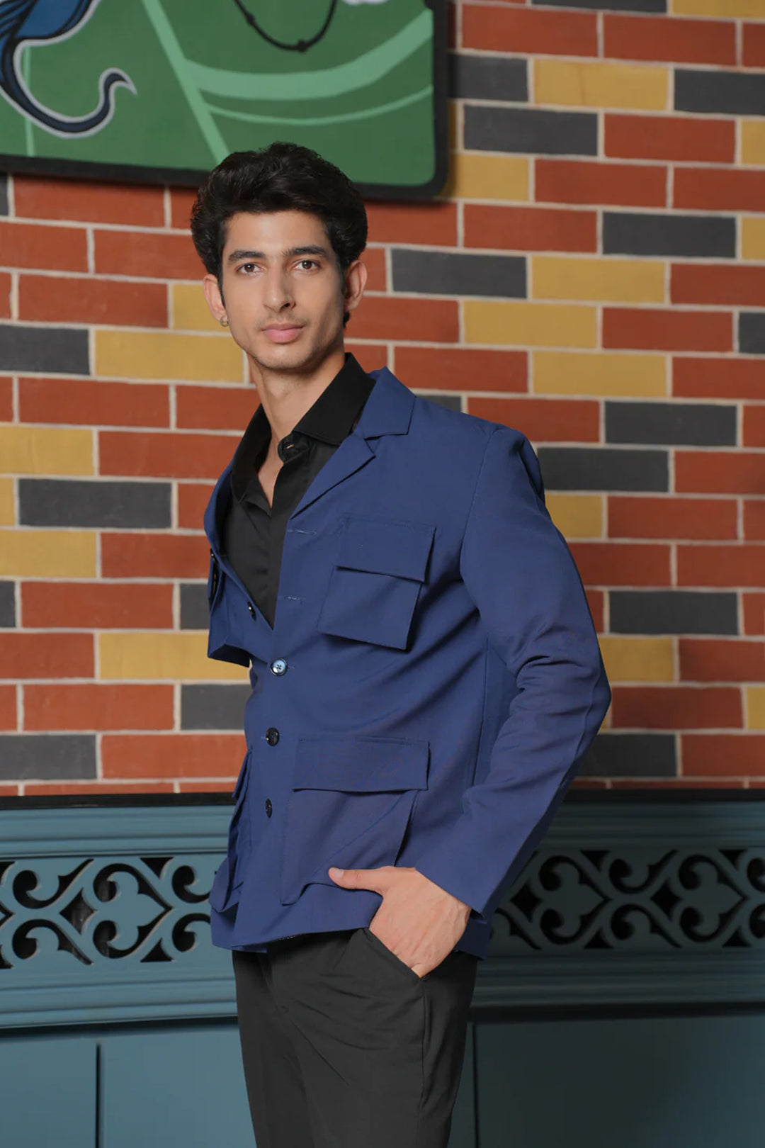Minimal Matrix — Black 4-Way Stretch Shacket