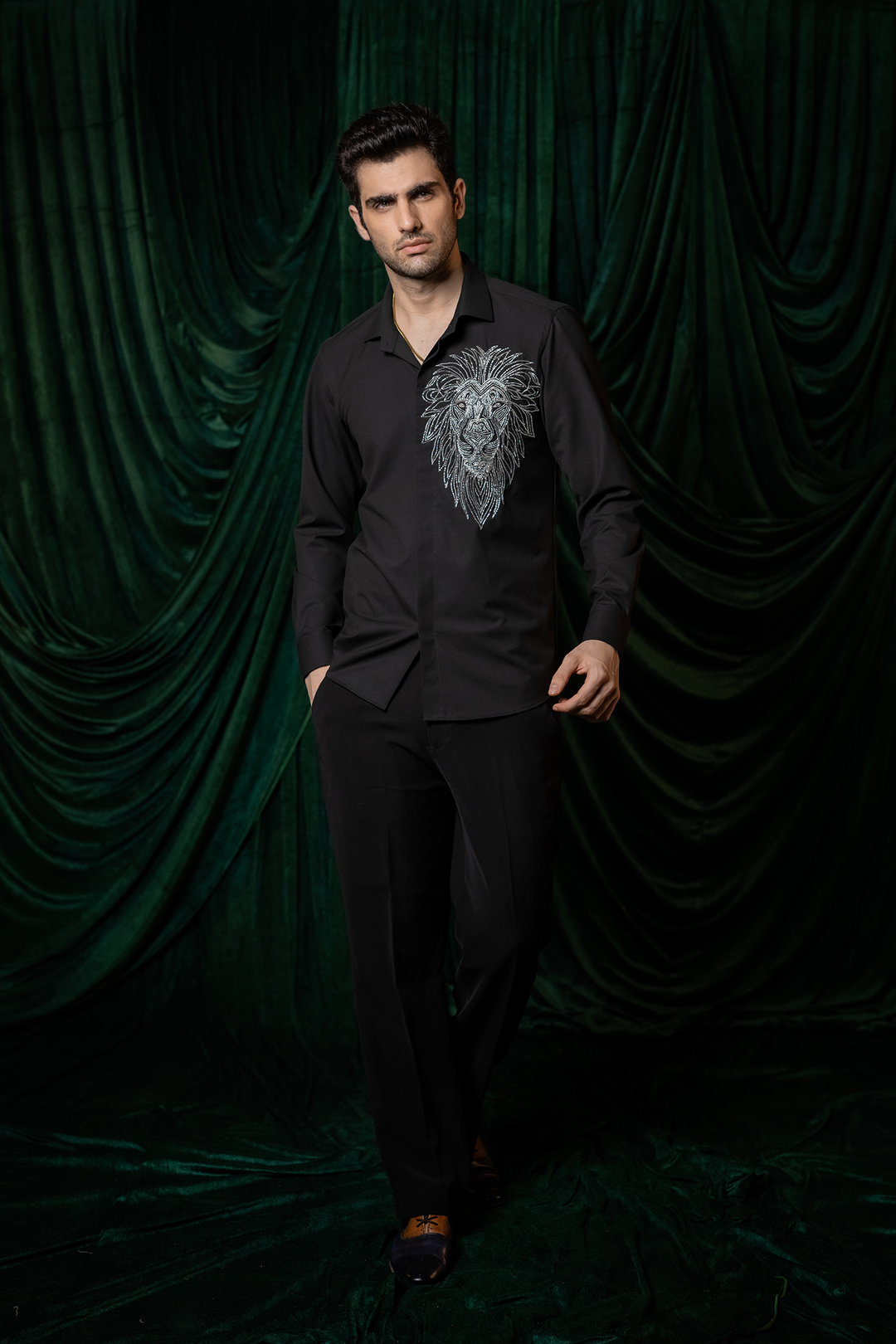 Leoir — Black Hand Embroidered 4-Way Stretch Shirt