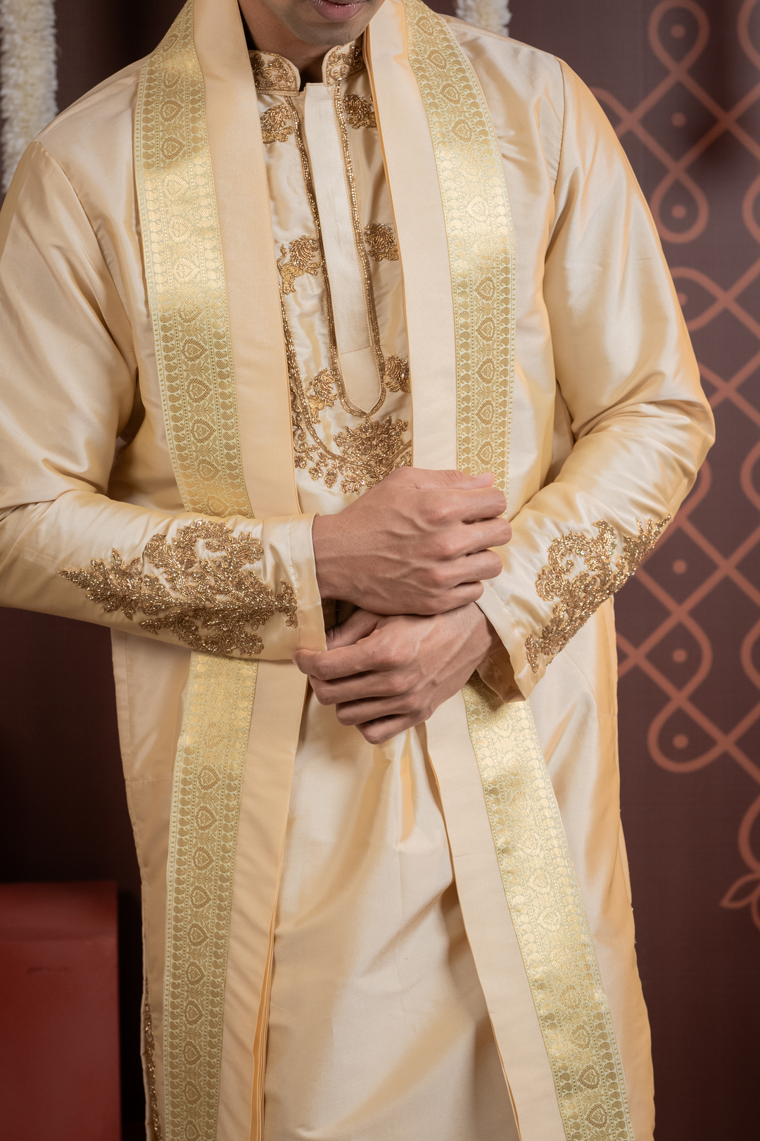 Dhavala — Ivory Hand Embroidered Necklace Placket &amp; Zari Border Semi Pattu Kurta + Dhoti &amp; Kanduva Set