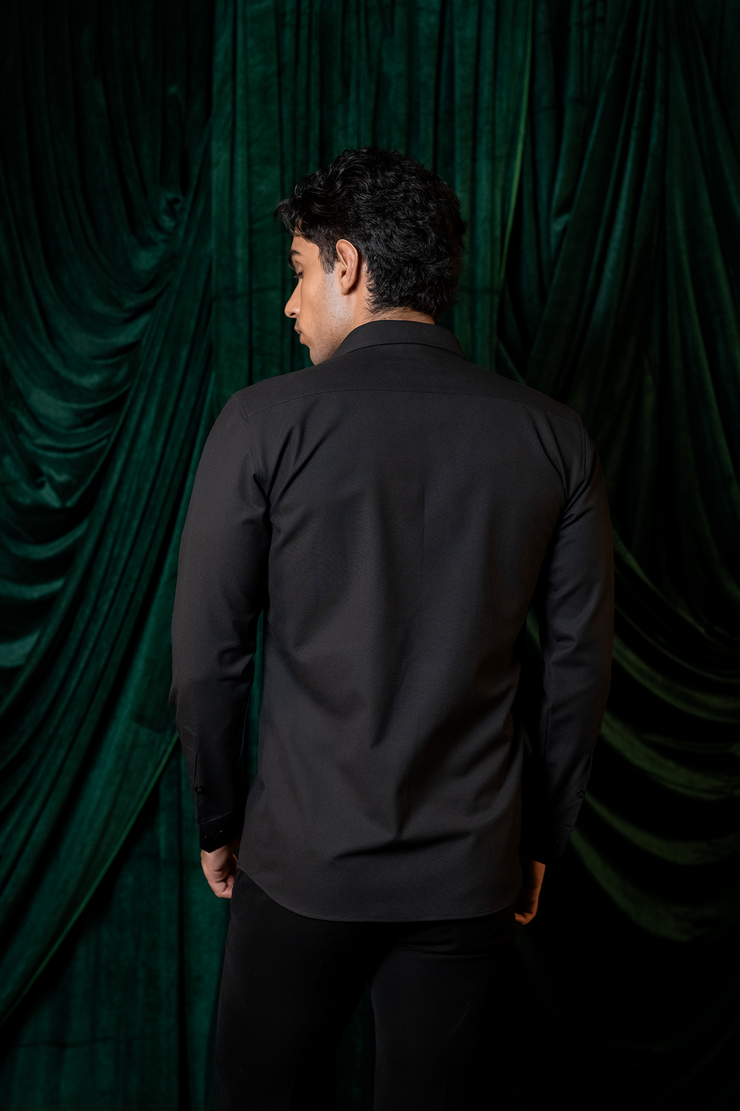 Regal — Black Hand Embroidered Premium 4-Way Stretch Shirt
