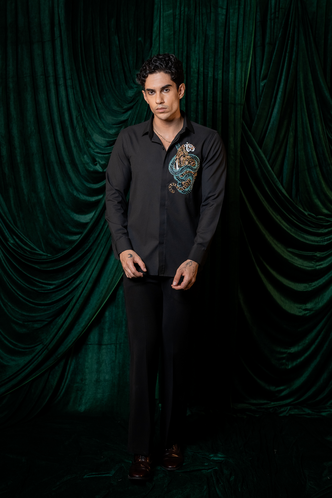 Regal — Black Hand Embroidered Premium 4-Way Stretch Shirt