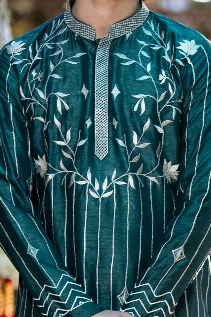 Naksh — Bottle Green Thread Embroidered Falling Raw Silk Kurta