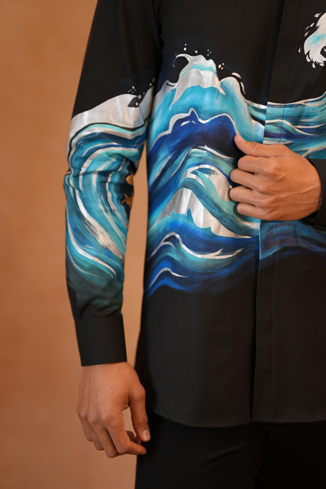 Sagar — Black Hand Painted Hokusai-Inspired Ocean Wave 4-Way Stretch Shirt