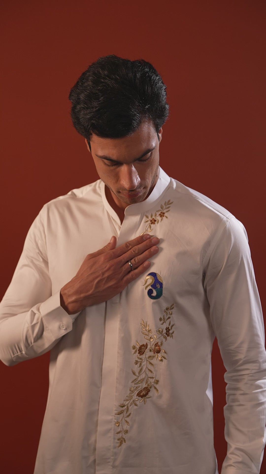 Gunina — White Thread Embroidered Giza Cotton Shirt