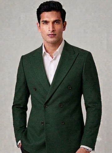 Double-breasted peak lapel blazer with no pockets