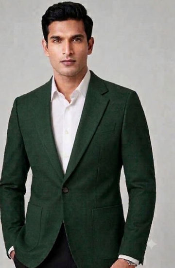 Single-breasted, one button notch lapel blazer with patch pockets