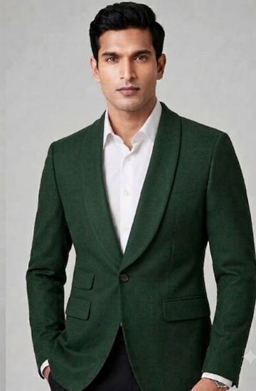 Single-breasted, one button shawl lapel blazer with ticket pocket